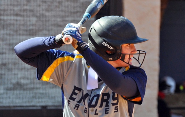 No. 4 Emory Pulls Off Sunday Doubleheader Sweep vs. Lake Forest