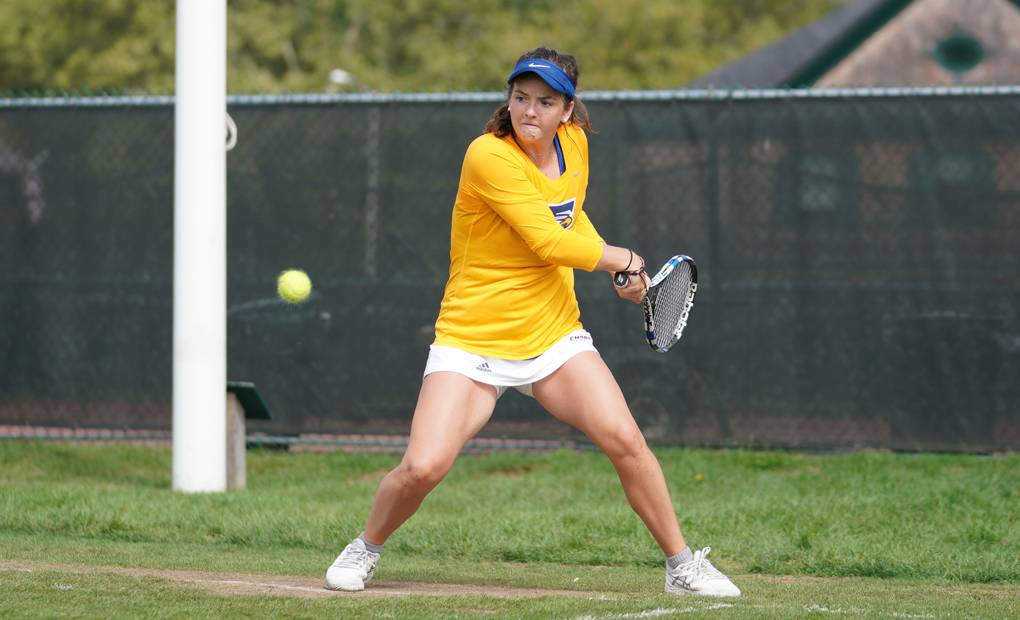 Top-Ranked Women's Tennis Wins 13th Straight; Defeats No.-7 Tufts, 6-3