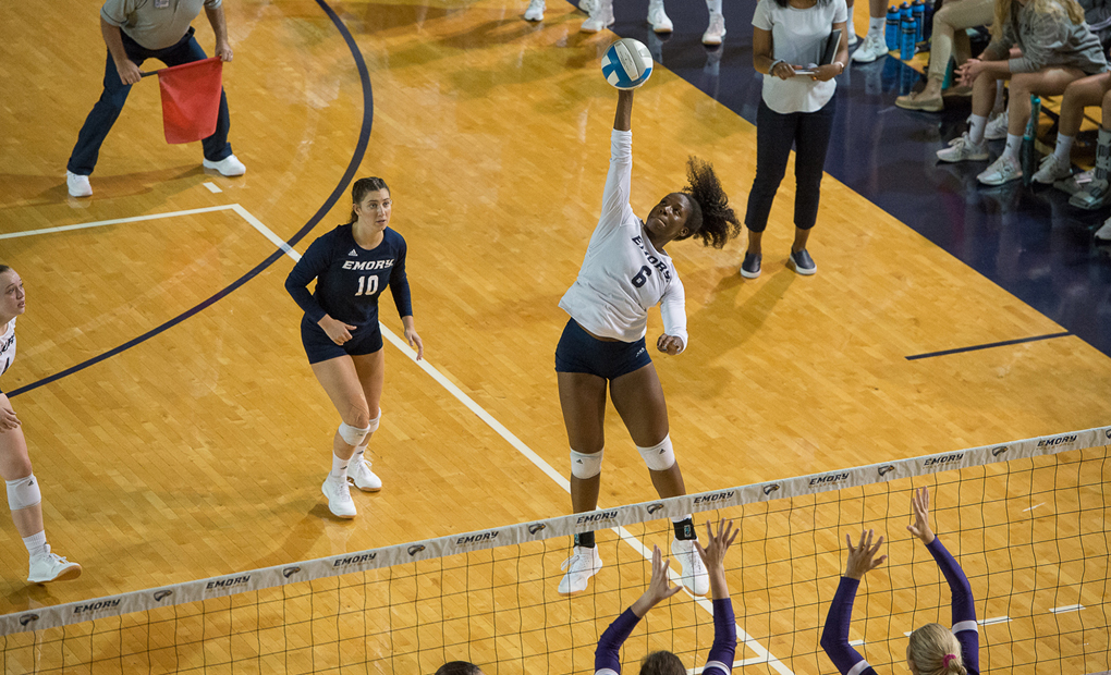 Emory Volleyball Rolls By Lee University